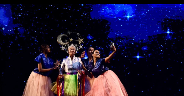 ‘We are actually made of star-stuff!’ – Tan Sri Mazlan Othman (Meniti Cakerawala)