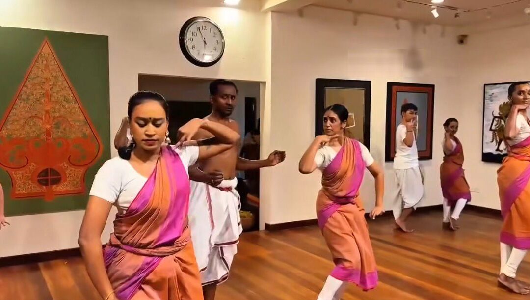 𝙍𝙖𝙙𝙝𝙚! 𝙍𝙖𝙙𝙝𝙚! (𝙊𝙙𝙞𝙨𝙨𝙞)𝙏𝙝𝙚 𝙎𝙬𝙚𝙚𝙩 𝙎𝙪𝙧𝙧𝙚𝙣𝙙𝙚𝙧