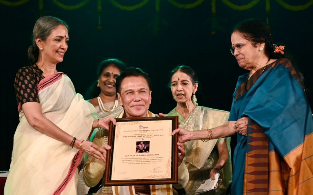Pravasi Natya Kalanidhi Award from ABHAI (Association of Bharatanatyam Artistes of India)